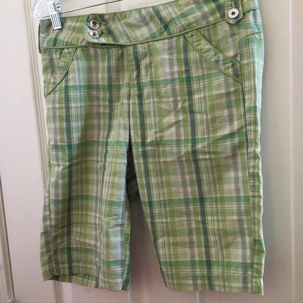 FINAL MARKDOWN Boom boom girls shorts 16